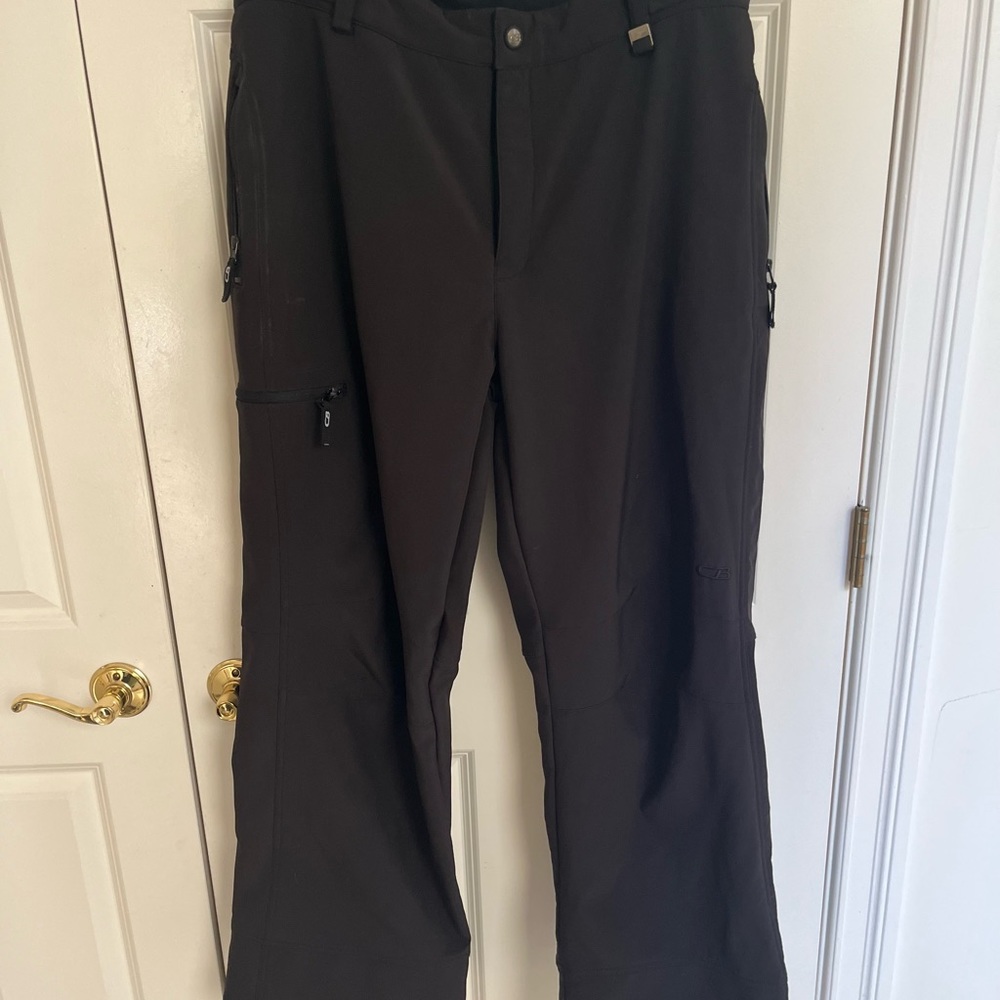 Men’s XL. CB brand. Soft shell snow/ski pants. Black. Like New!